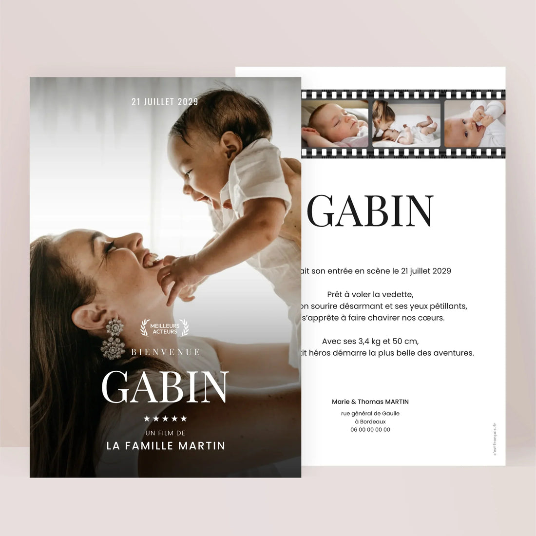 Faire-part naissance personnalisé style affiche de film, maman souriante tenant un bébé.