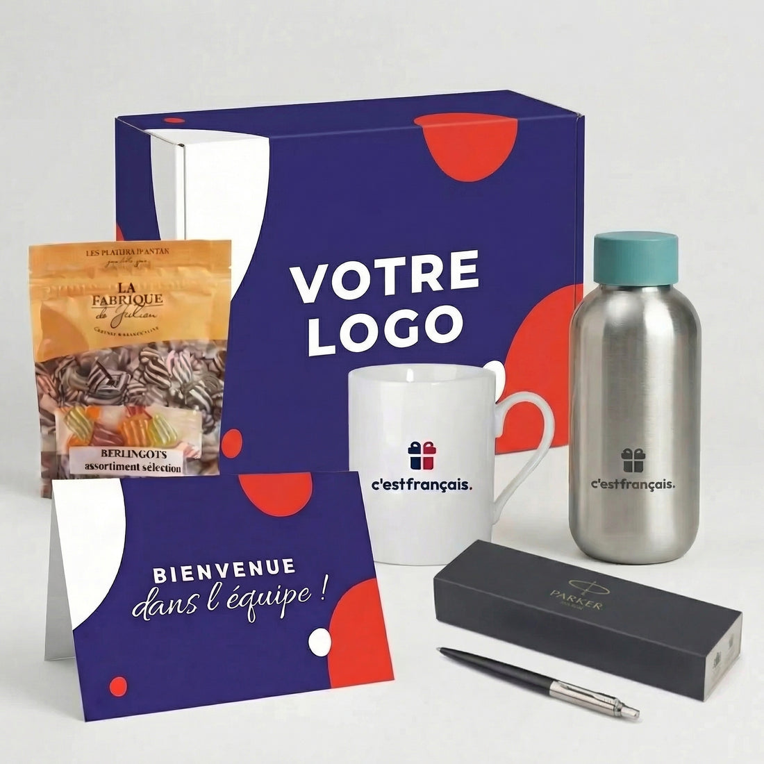 Coffret cadeau entreprise Made in France avec mug, gourde, stylo, friandises et carte de bienvenue.