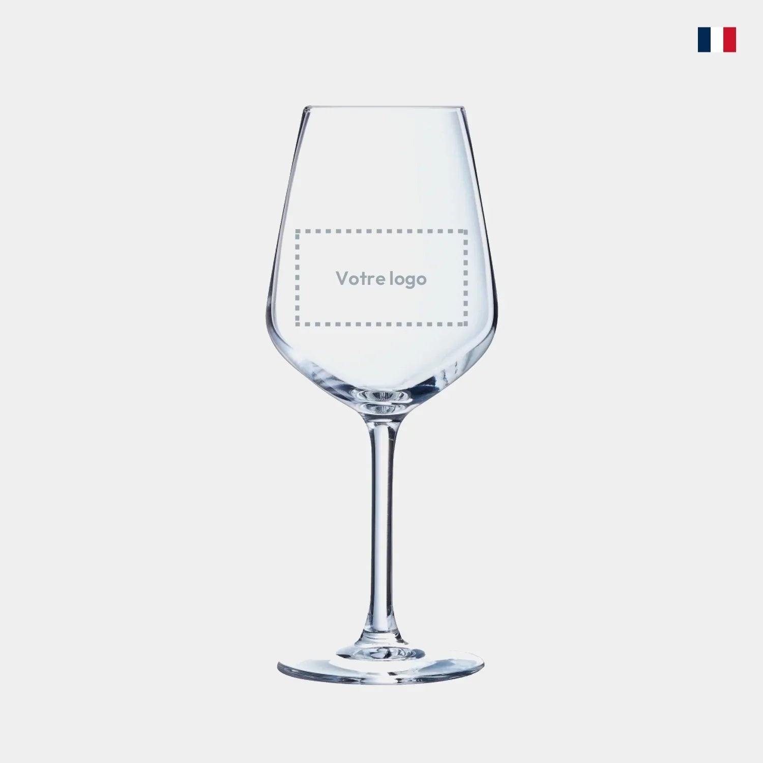 Verre à vin personnalisé transparent avec zone de gravure, fond blanc, drapeau français