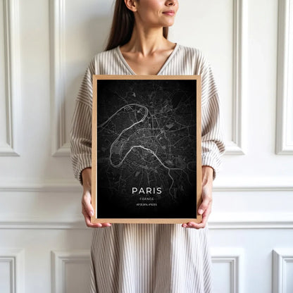 mockup-femme-cadre-bois