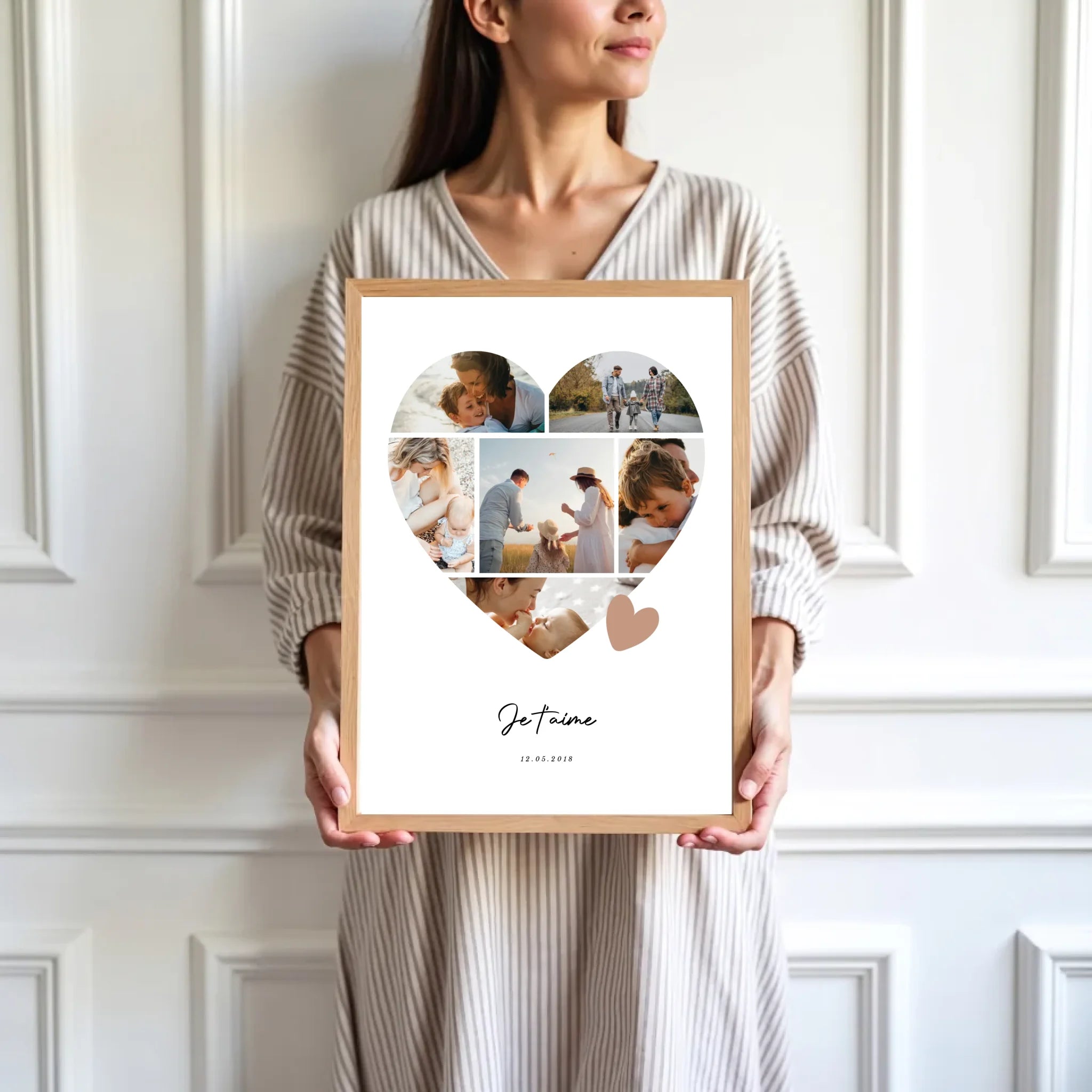 mockup-femme-cadre-bois