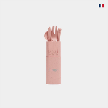Couverts nomades roses en étui, ensemble fourchette couteau cuillère, objet personnalisable.