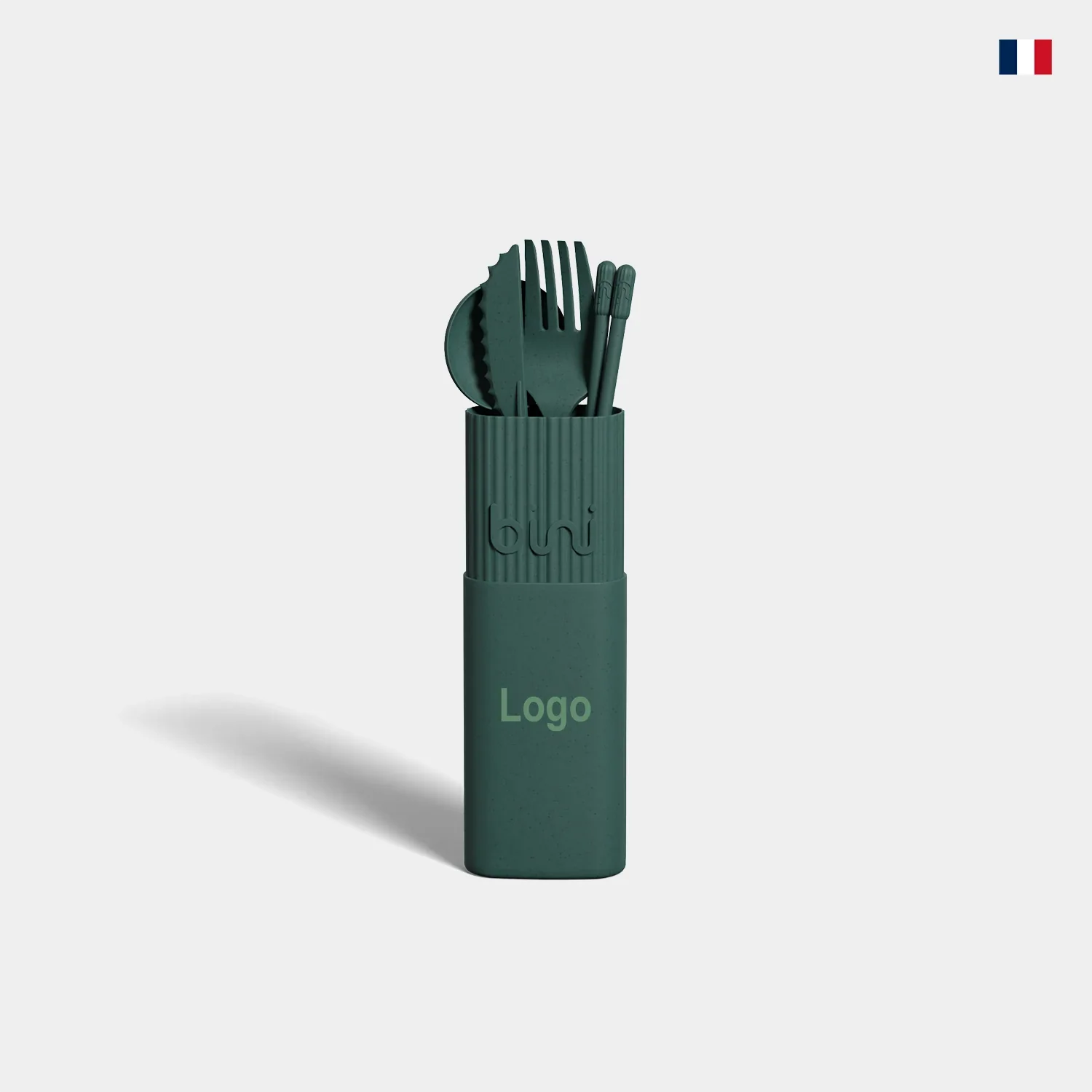 Coffret vert de couverts réutilisables en plastique, logo personnalisable, drapeau français.