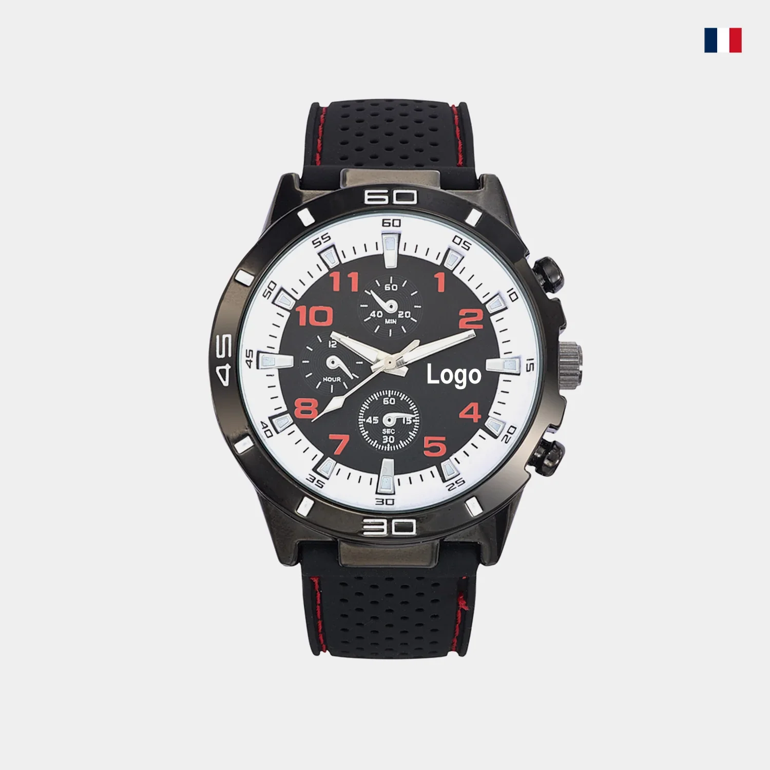 Montre chronographe homme sport noir avec chiffres rouges et bracelet silicone, fond blanc.