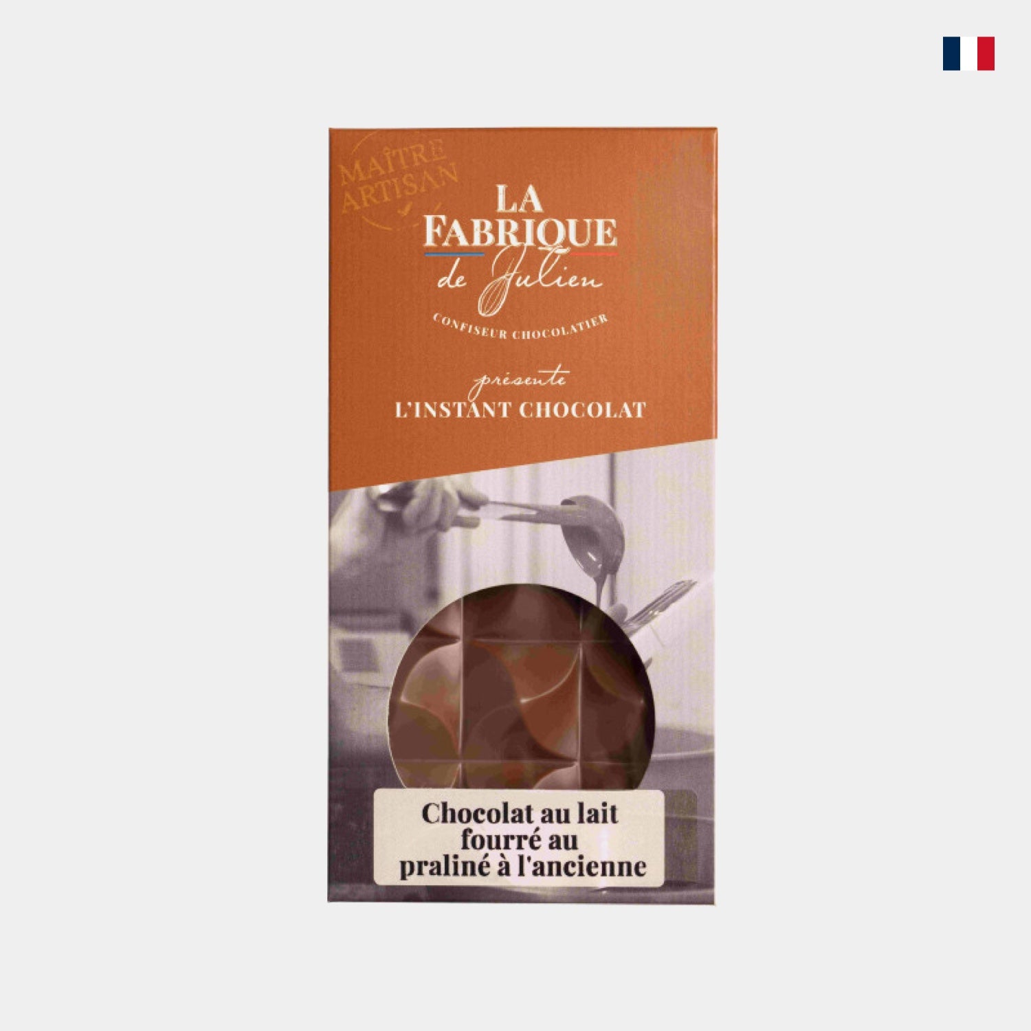 Tablette de chocolat au lait fourrée de praliné