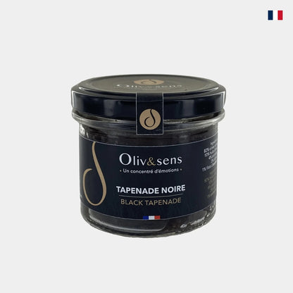 Bocal de tapenade noire Oliv&amp;sens, spécialité française, sur fond clair